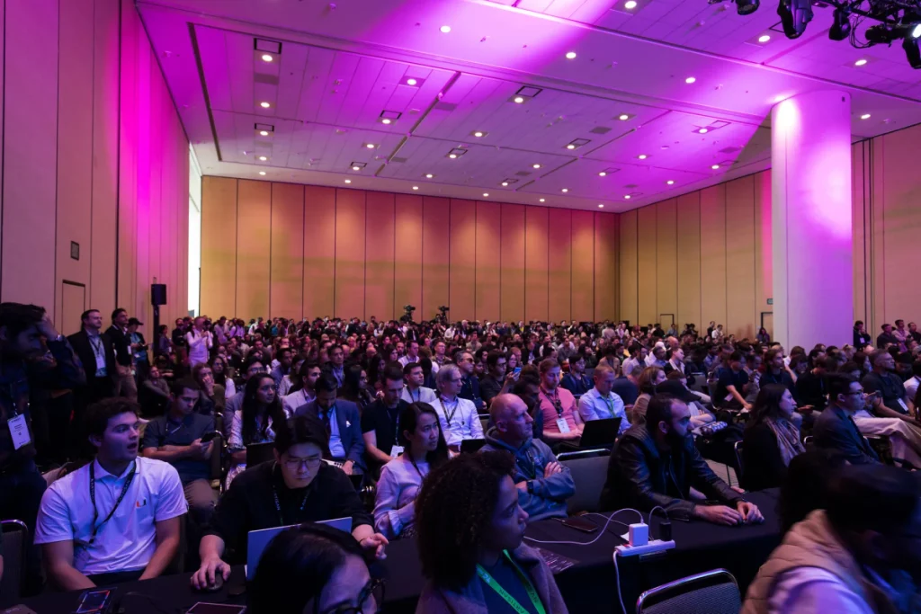 TechCrunch Disrupt 2026 增设 AI 基础设施专场，Ambrosia Energy 与 Bloom Energy 高管将同台讨论