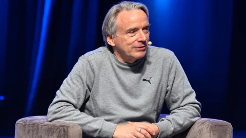 Linus Torvalds：我用 AI 做自己不擅长的事，但重要项目上要非常小心